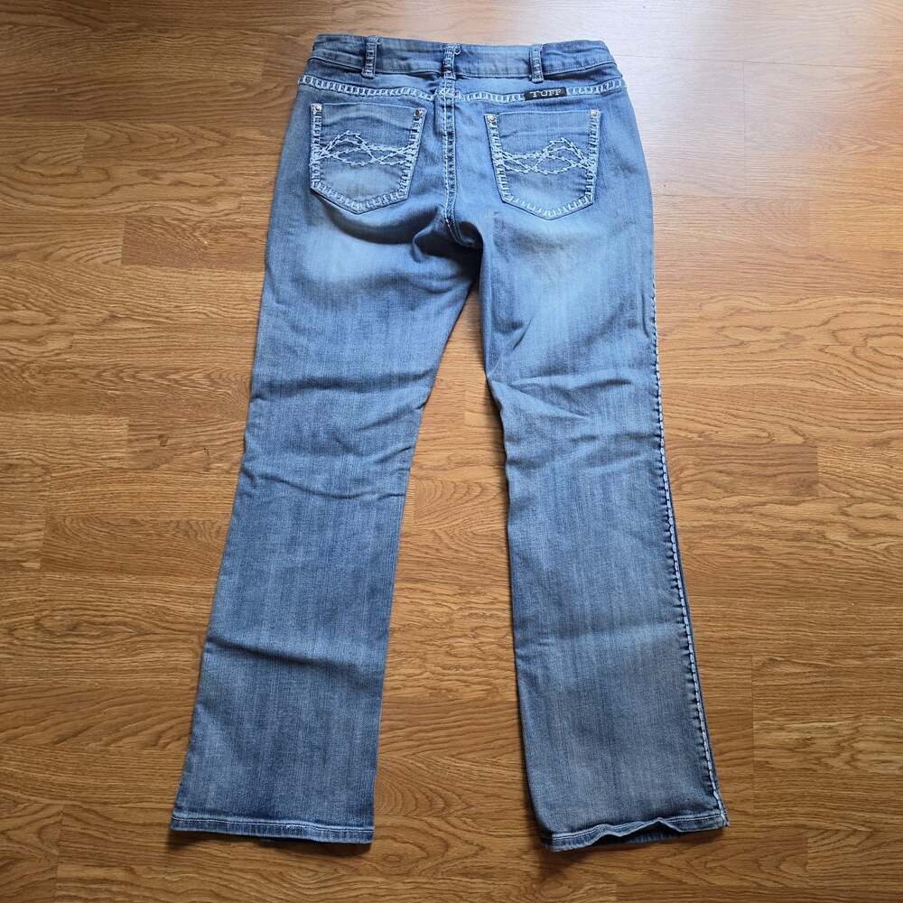 Cowgirl Tuff Co Jeans Womens Size 30x31 Blue Embroidered Light Wash Mid Rise